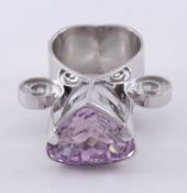 14 K / 585 White Gold Kunzite (IGI Certified) Designer Cocktail Ring