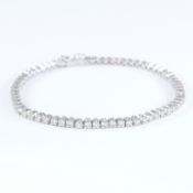 IGI Certified 14 K / 585 White Gold Tennis Bracelet With Diamonds