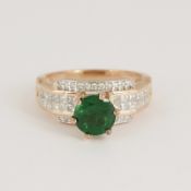 14 K / 585 Rose Gold Tsavorite Garnet & Diamond Ring