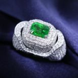 14 K / 585 White Gold Designer/ Cocktail Tsavorite Garnet (GRS Certified) & Diamond Ring