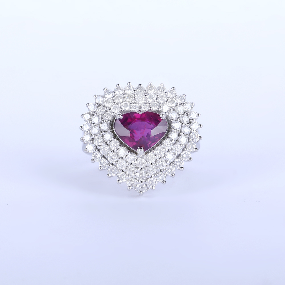 14 K / 585 White Gold Designer Heart Shape Ruby (GRS Certified) & Diamond Ring - Image 2 of 3