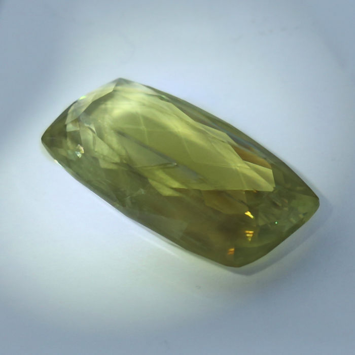 GIA Certified 34.26ct. Colour Change Diaspore - Turkey - Image 5 of 9