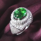 14 K / 585 White Gold Designer Tsavorite Garnet (GRS Certified) & Diamond Ring