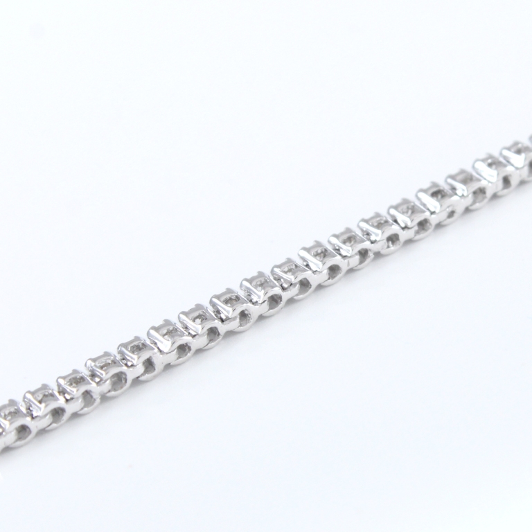 IGI Certified 14 K / 585 White Gold Tennis Bracelet With Diamonds - Image 5 of 7