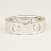 18 K / 750 White Gold Eternity Diamond Band Ring