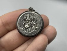 Vintage Jesus Pill Box Pendant Unmarked Silver Crucifixion Crown Thorn Christian