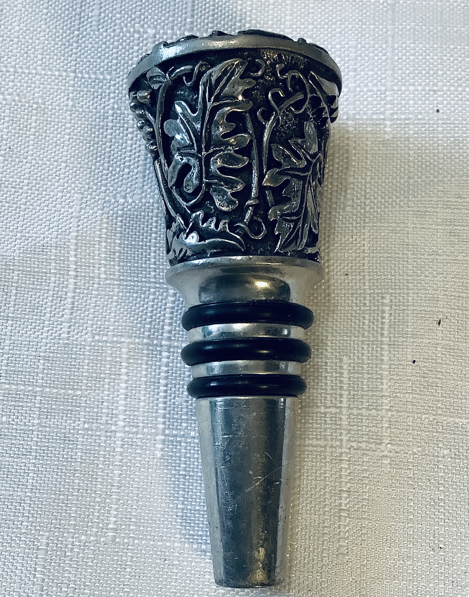 V&A Royal Selanoor Pewter Wine Stopper - Image 3 of 4