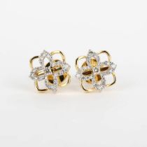 14 K / 585 Yellow Gold Diamond Earring Studs