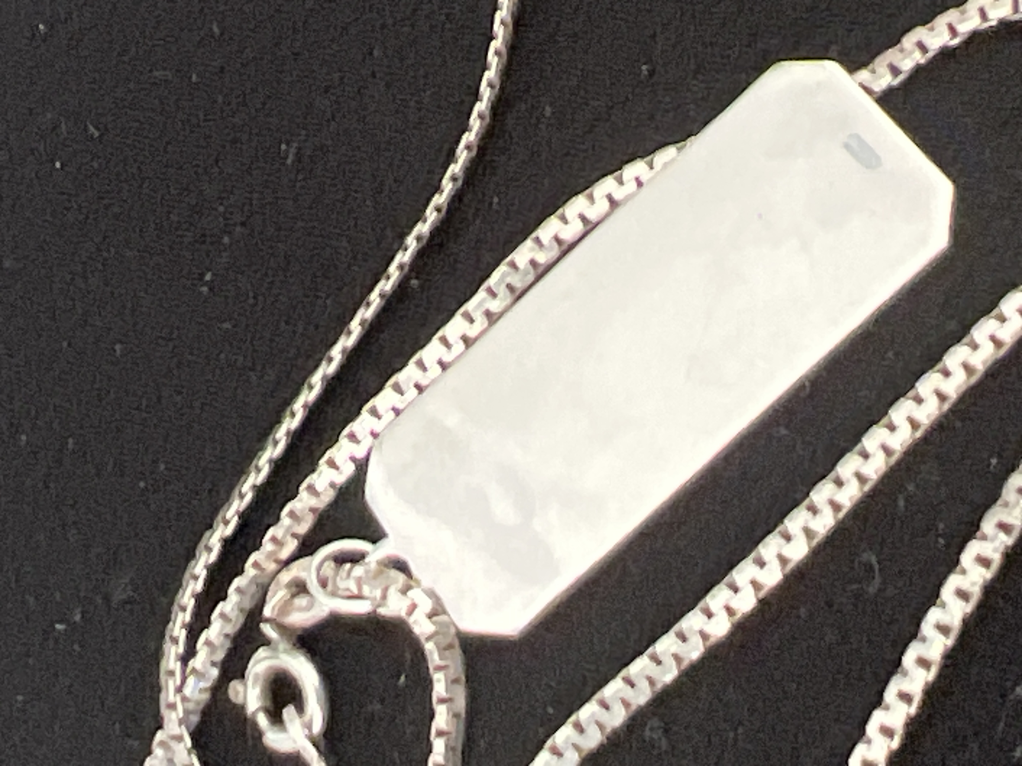 Silver Pendant With Chain - Image 3 of 3