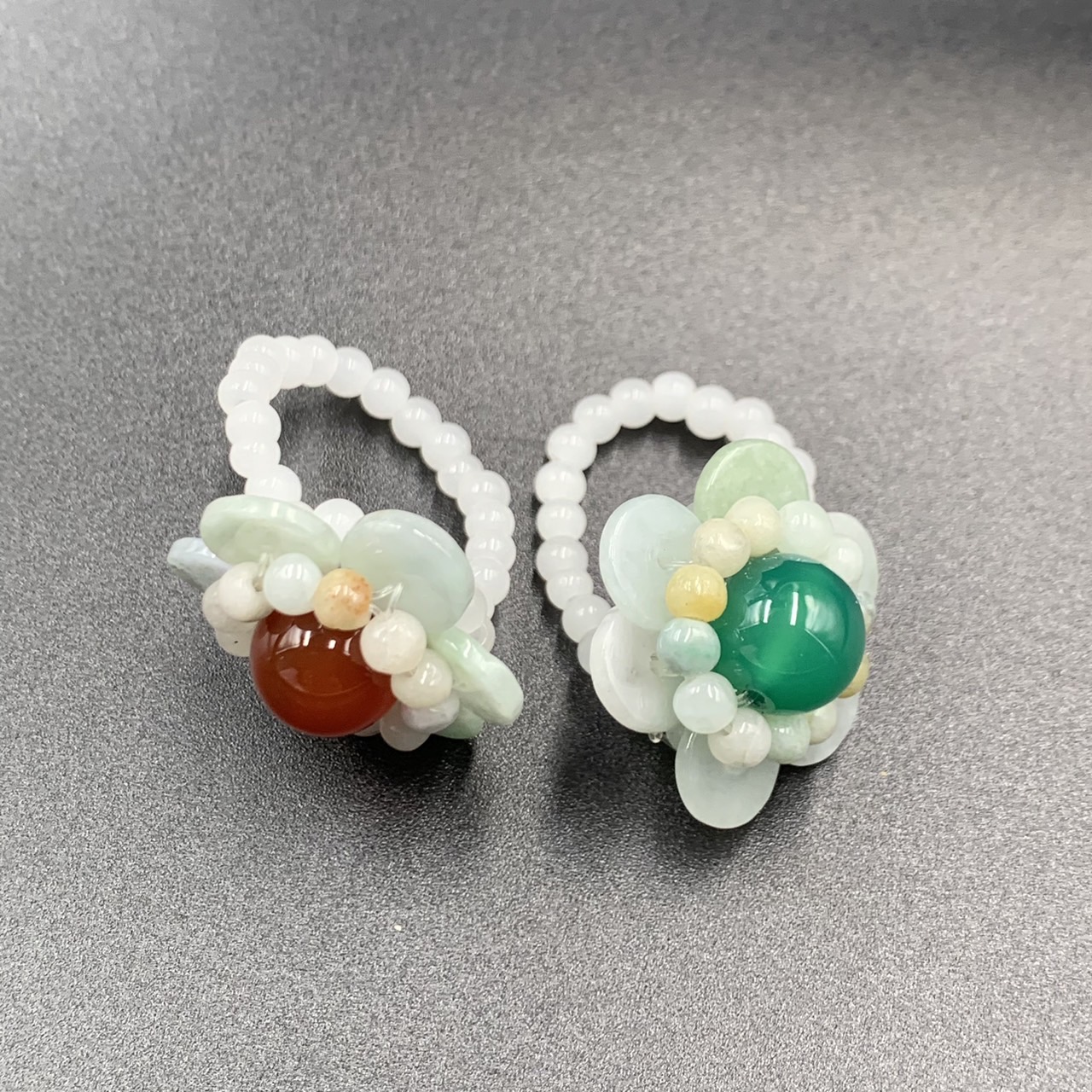 Beautiful 2 Natural Jade Beads With Agate Beads Handmade Rings - Image 3 of 4