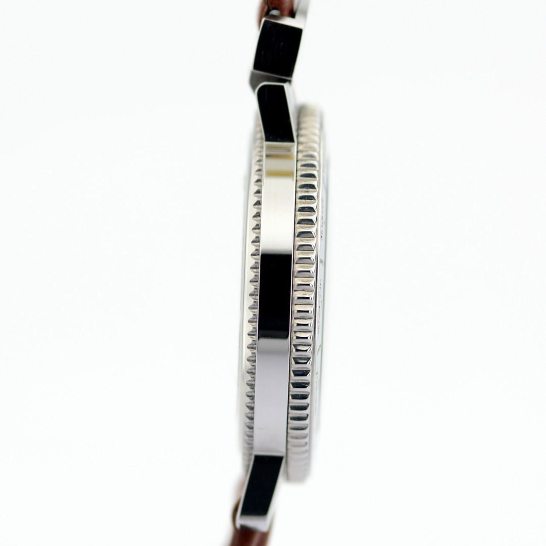 CAMEL / Green Belt - (Unworn) Gentlemen's Steel Wristwatch - Image 8 of 10