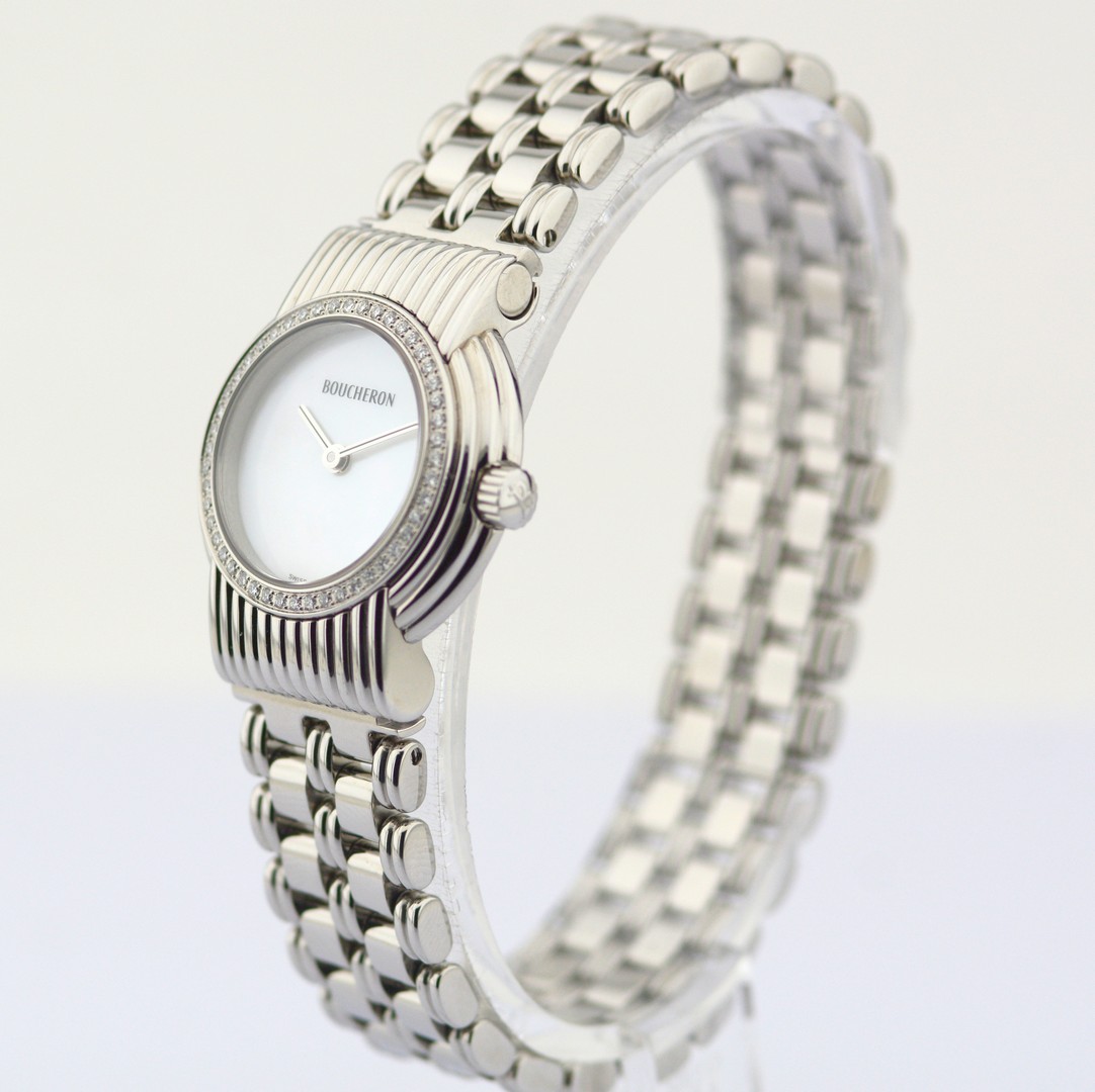 Boucheron / AJ 411367 Diamond Case Mother of Pearl - Ladies Steel Wristwatch - Image 8 of 13