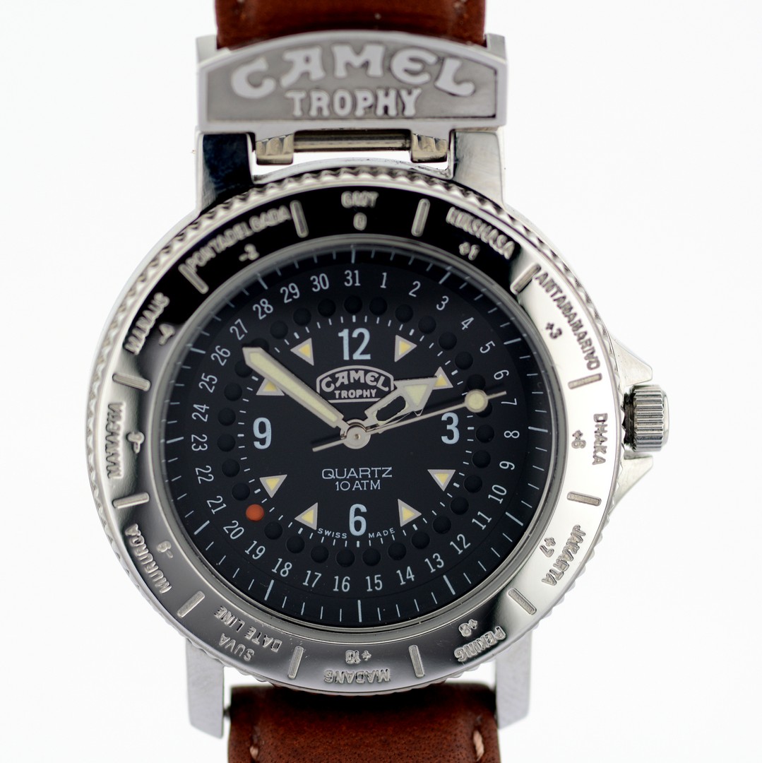 CAMEL / Green Belt - (Unworn) Gentlemen's Steel Wristwatch