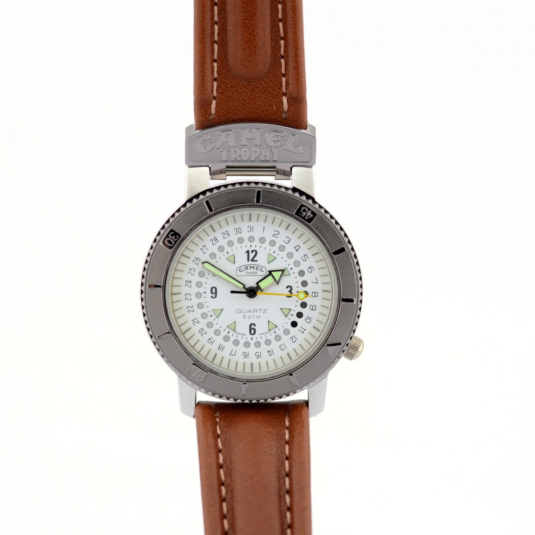 CAMEL / Green Belt - (Unworn) Gentlemen's Steel Wristwatch - Image 3 of 10