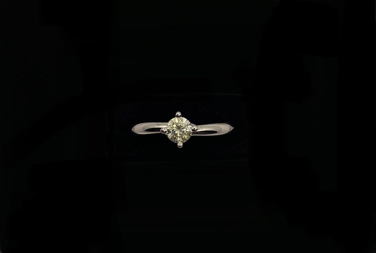 Beautiful Natural 0.42CT S1 Diamond Ring With 18k Gold - Image 4 of 10