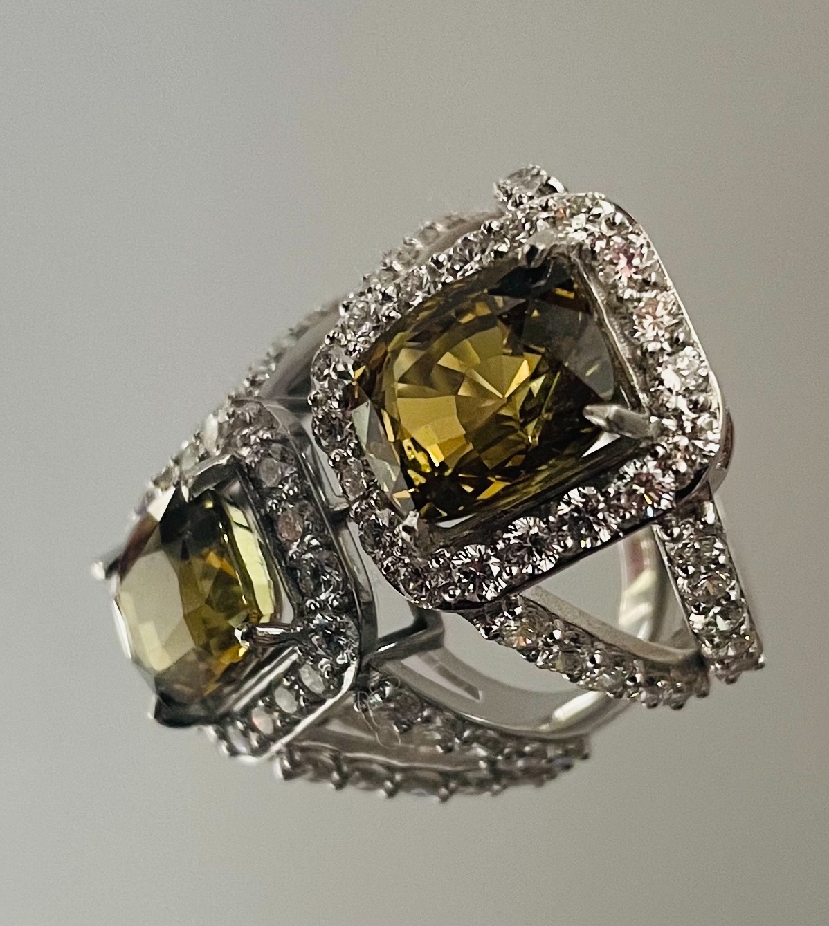 4.17Ct Natural Alexandrite Ring Unheated/Untreated with Diamonds & 18k Gold - Image 5 of 9