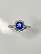 Beautiful 1.30 CT Natural Ceylon Blue Sapphire Diamonds & Platinum