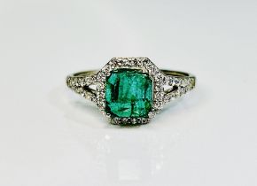 Beautiful 1.64 CT Natural Emerald Ring With Natural Diamonds & Platinum 950