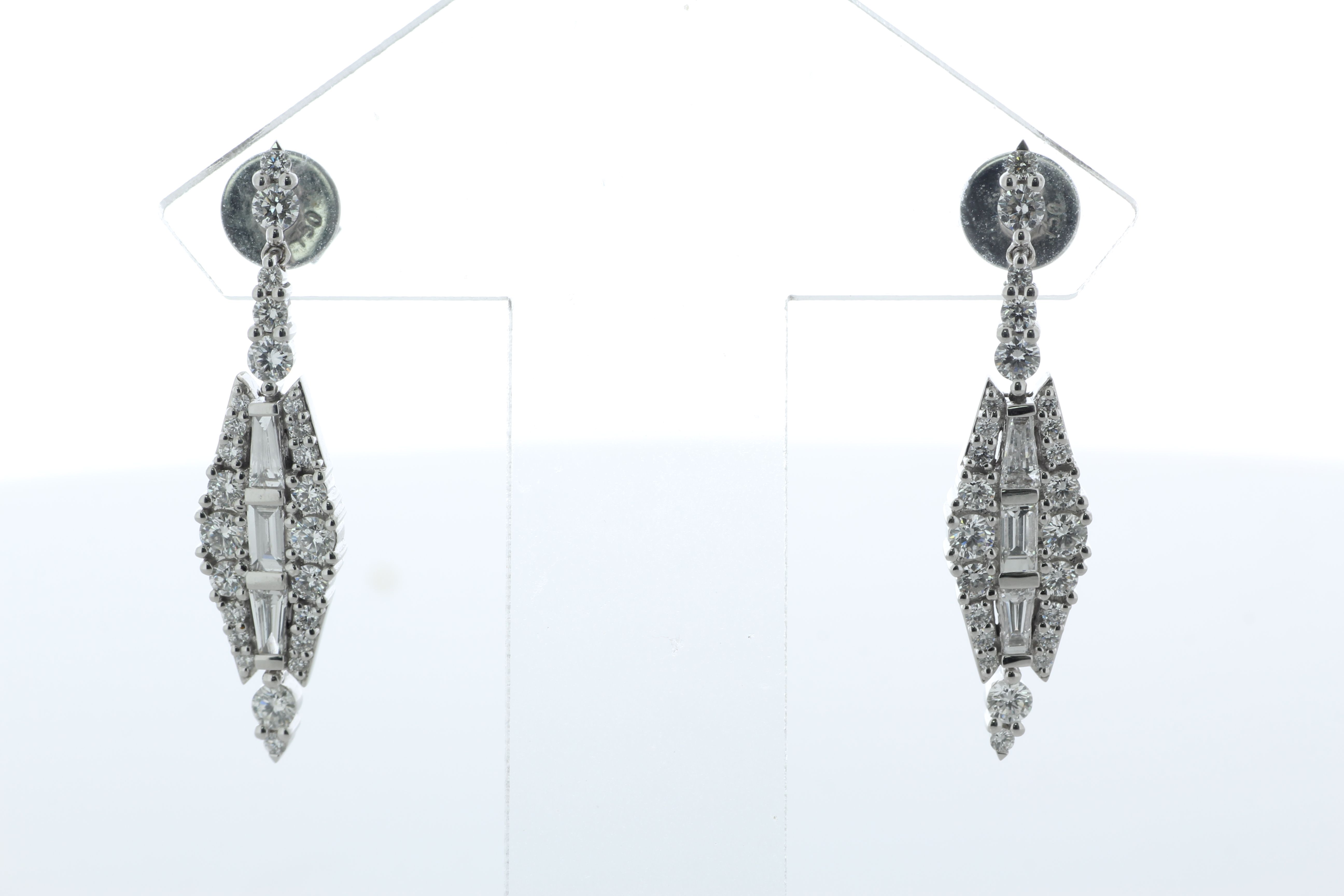 18ct White Gold Diamond Drop Earring 1.75 Carats - Image 4 of 4