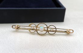 Vintage 9 Carat Gold Opal & Seed Pearl Brooch