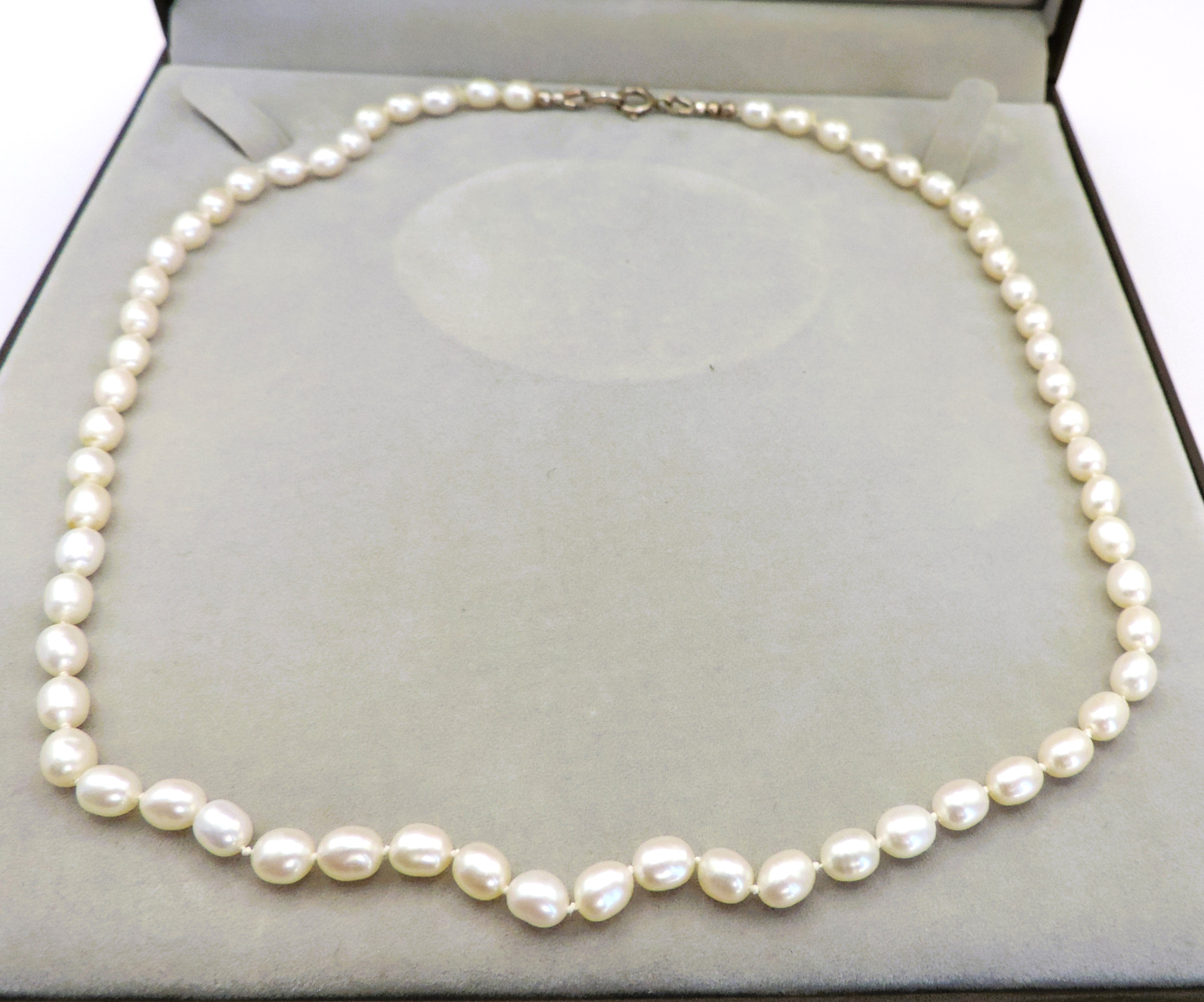 Cultured Pearl Necklace 6mm Oval Pearls Silver Clasp with Gift Pouch - Image 2 of 4