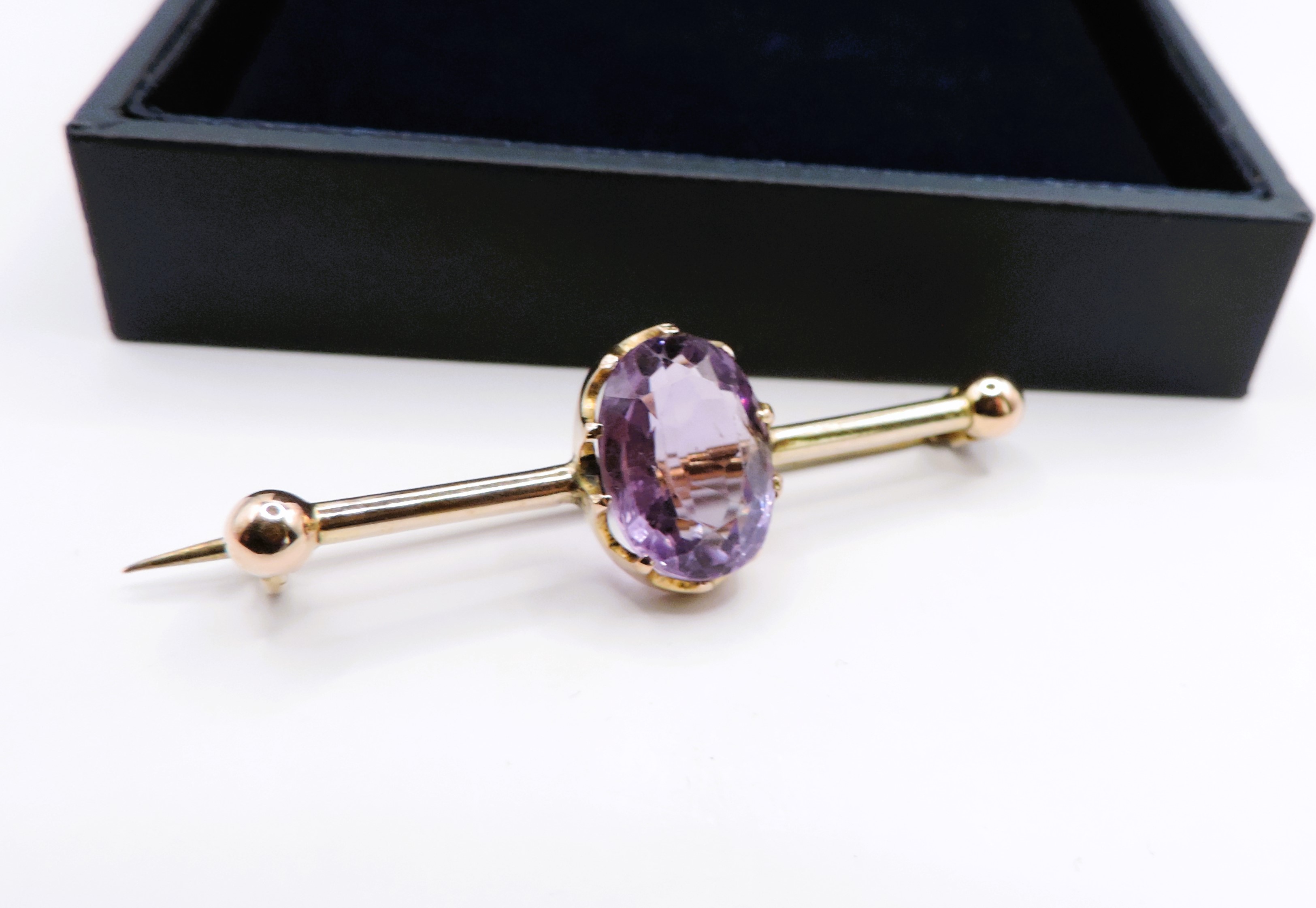 Antique 9k Gold 6CT Amethyst Brooch - Image 4 of 4