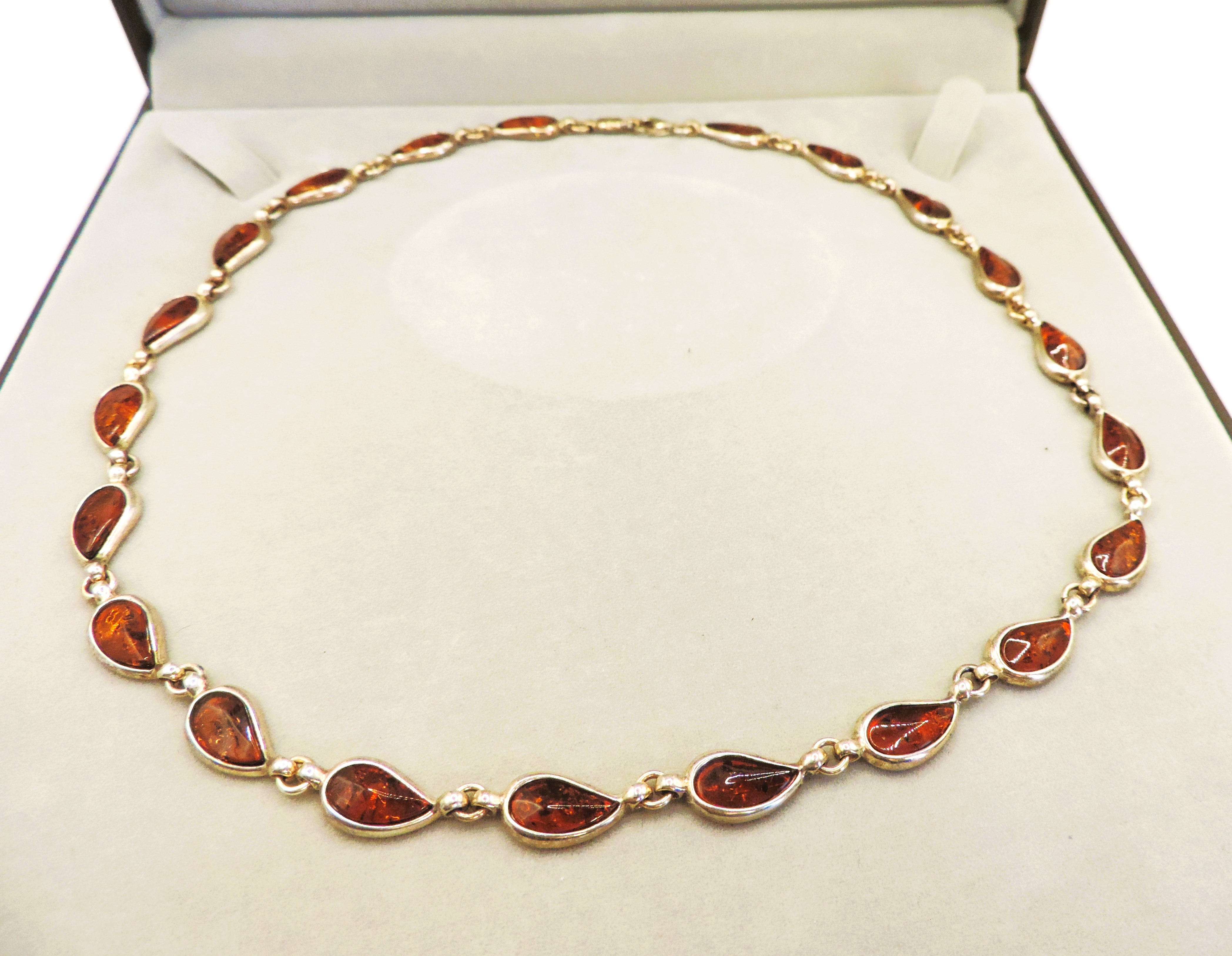 Sterling Silver Amber Necklace With Gift Box - Image 4 of 4