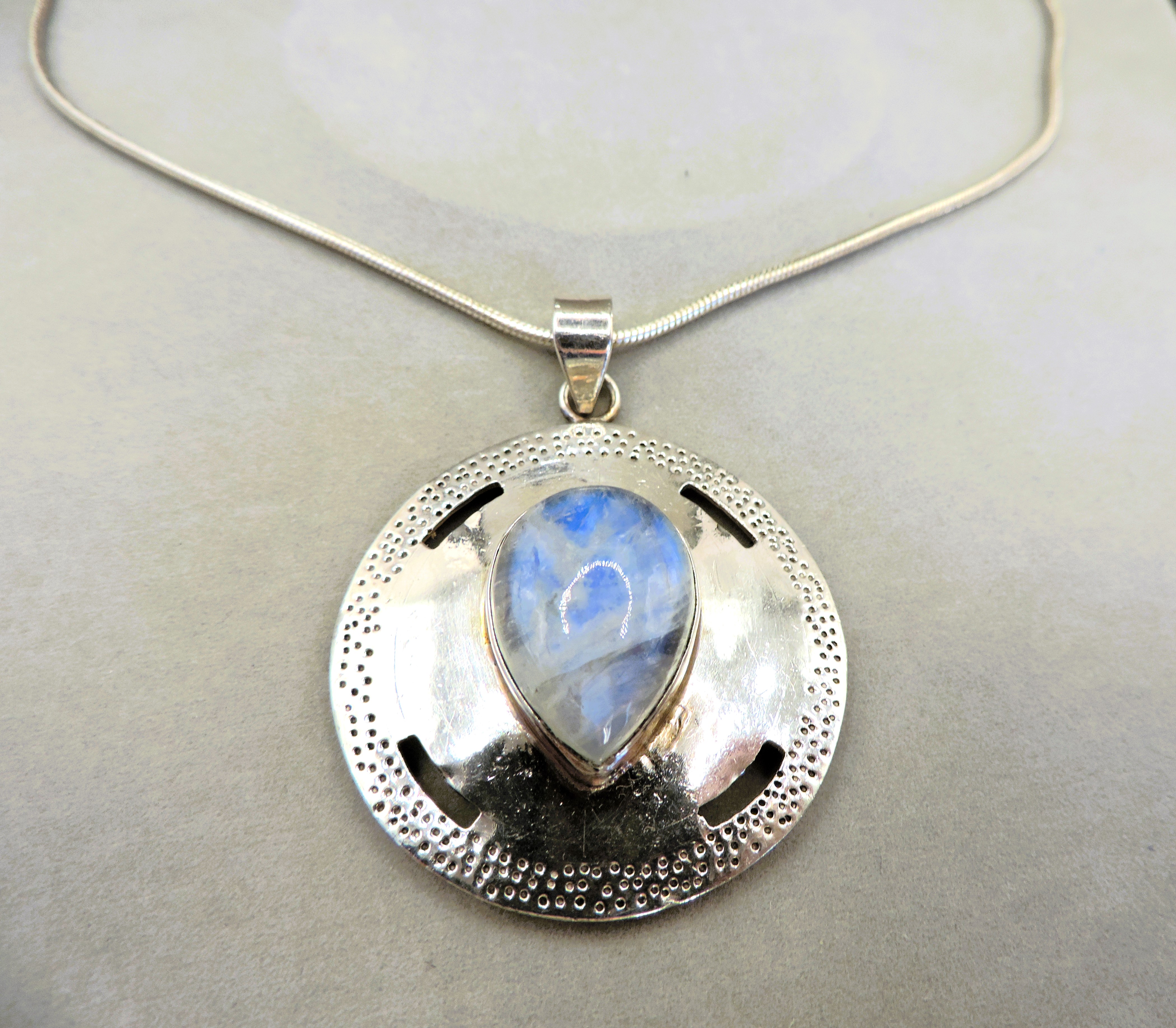 Artisan Sterling Silver Cabochon Teardrop Moonstone Necklace With Gift Box - Image 4 of 4