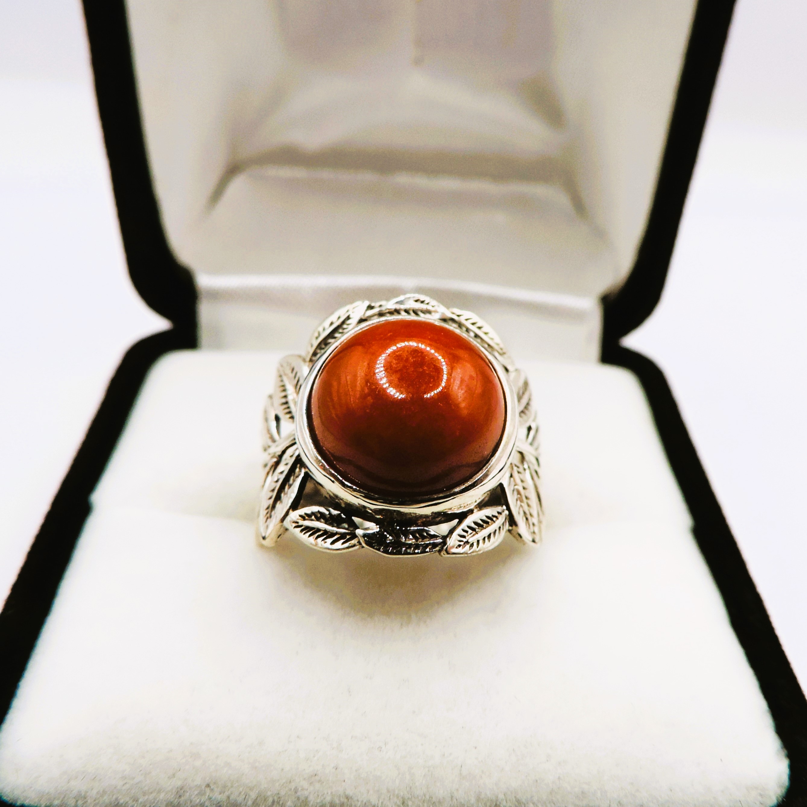Sterling Silver Cabochon Red Jade Ring New With Gift Pouch - Image 4 of 4