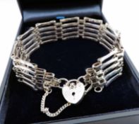 Vintage Sterling Silver 5 Bar Gate Padlock Bracelet 16 grams with Gift Box