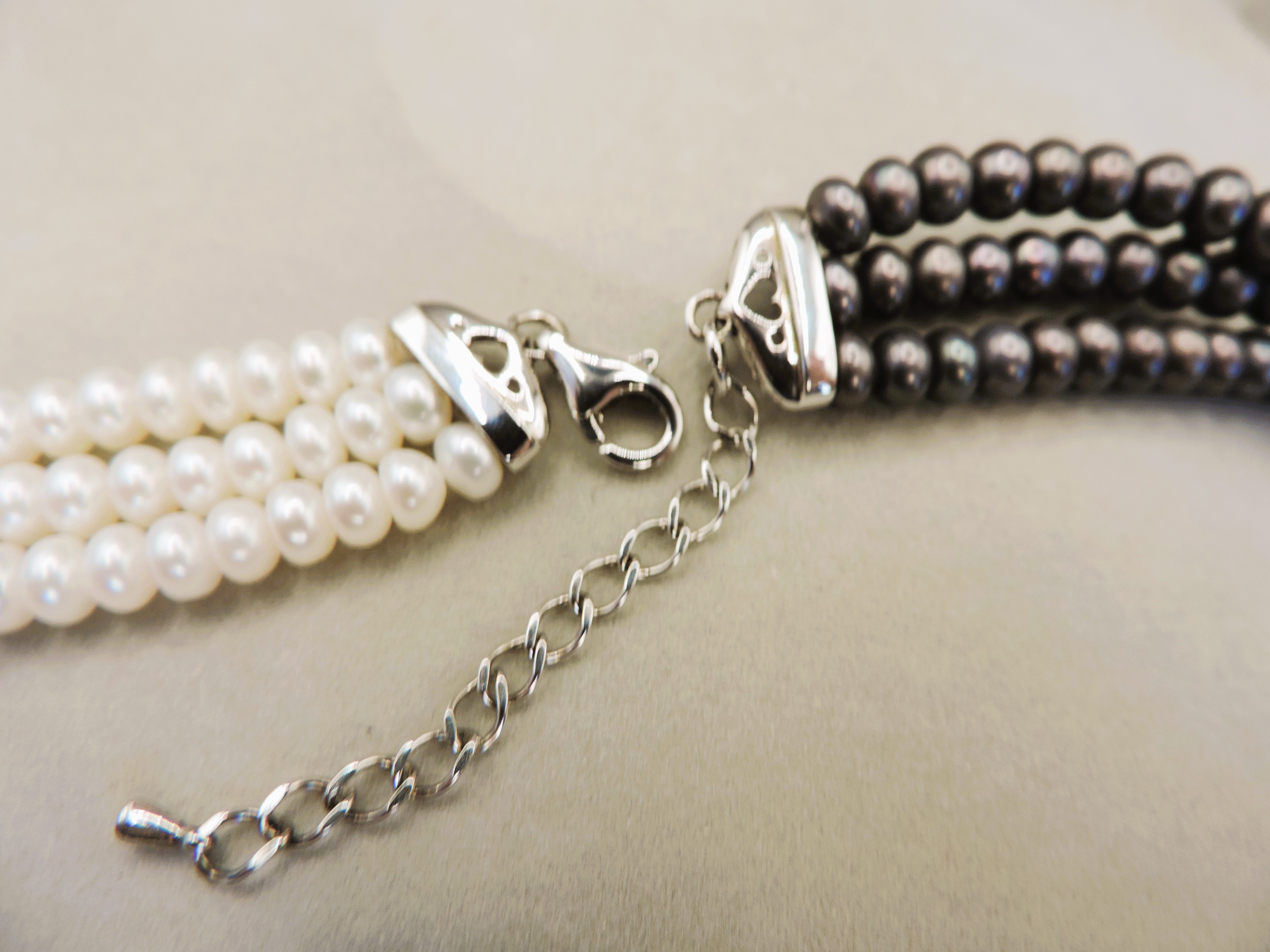 Cultured Pearl Necklace Silver Clasp New With Gift Box - Image 5 of 7