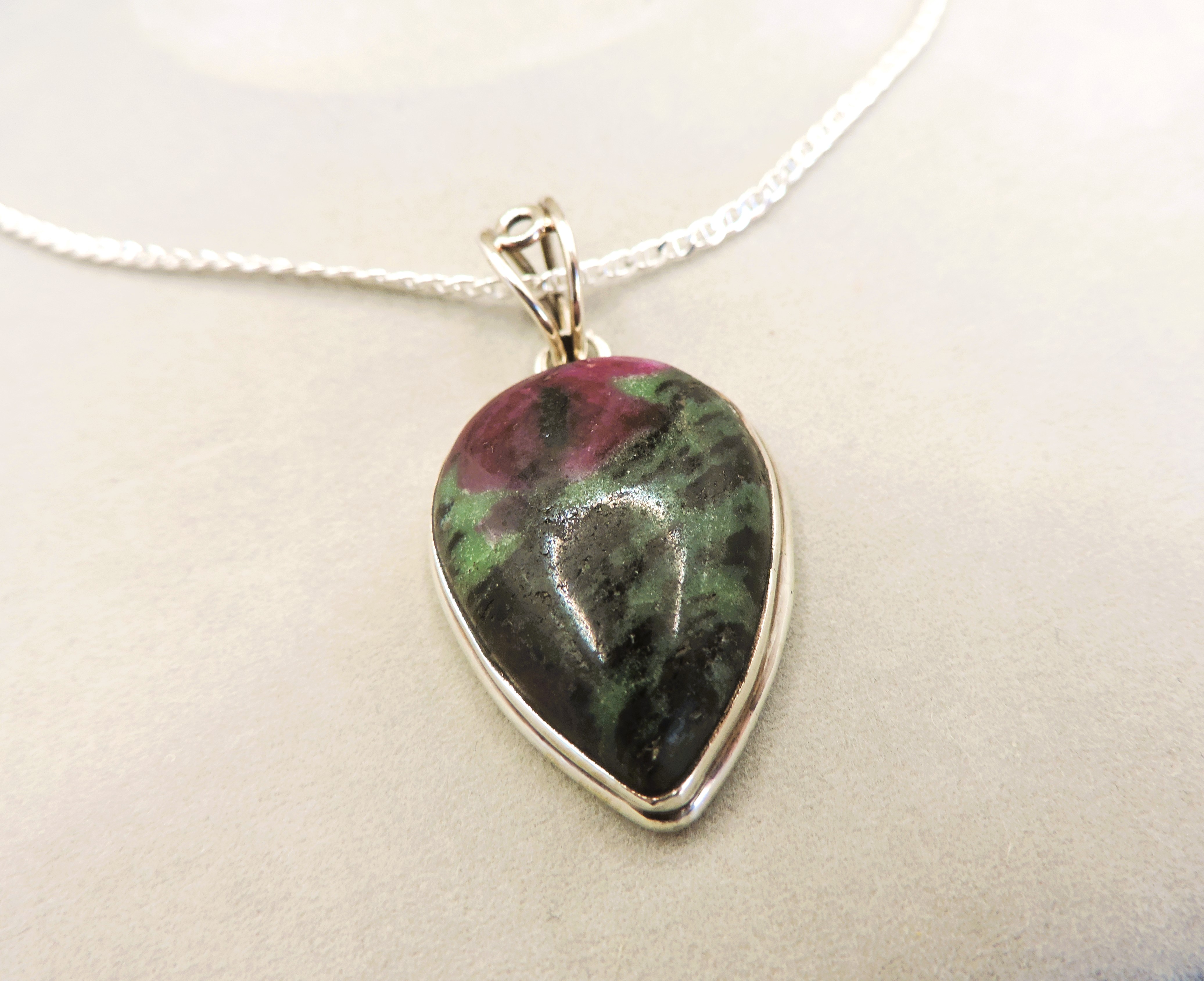 Sterling Silver Cabochon Teardrop Zoisite Necklace - Image 3 of 3