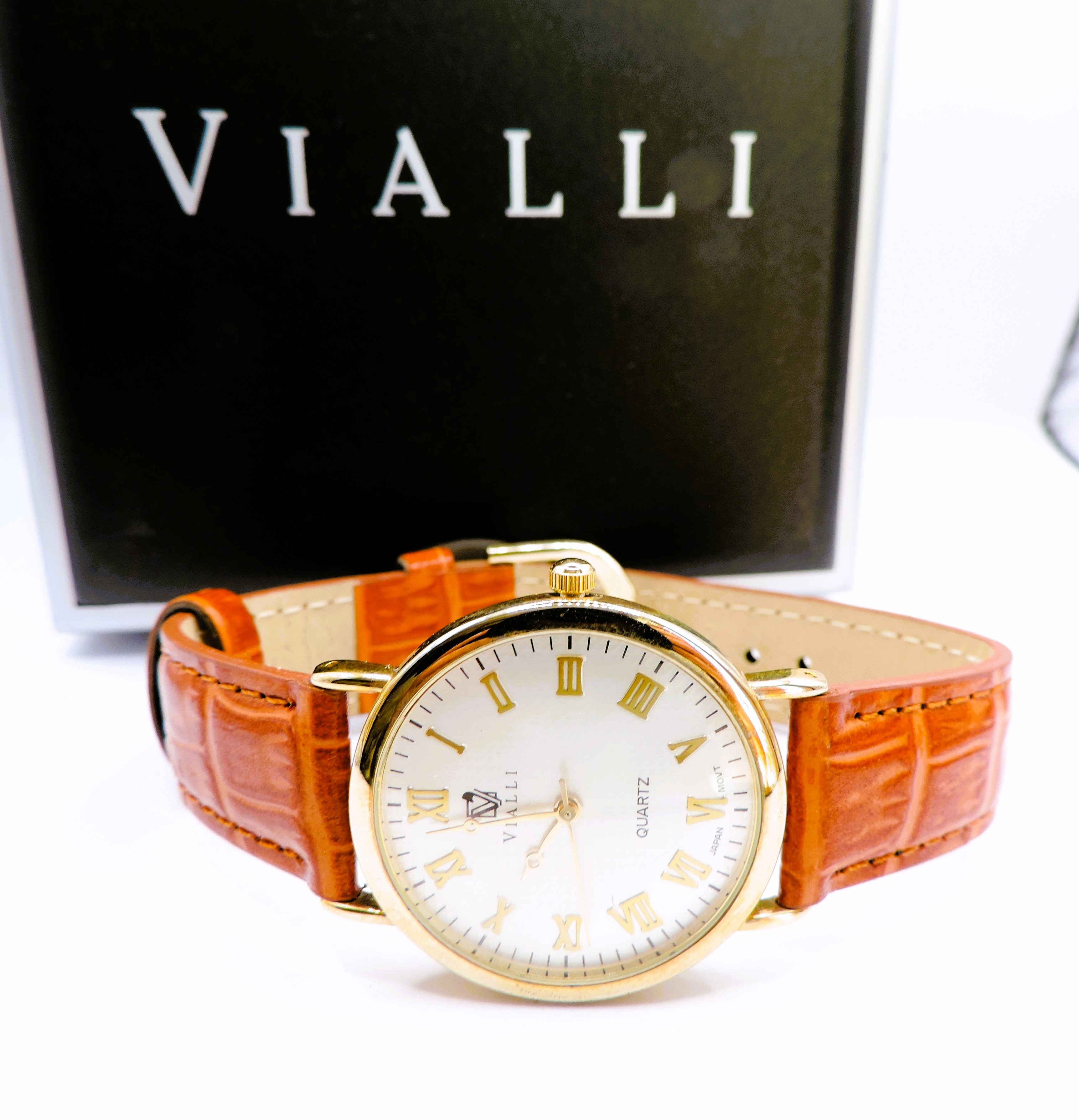 Vialli Quartz Watch Gold Plated With Leather Strap in Original Box - Image 2 of 7