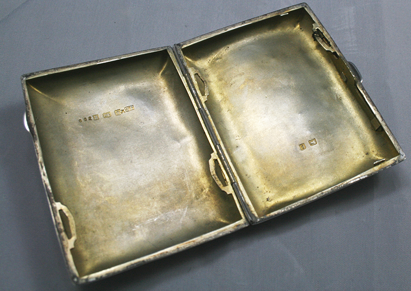 Edwardian Solid Silver Cigarette Case by Joseph Gloster - Image 3 of 5