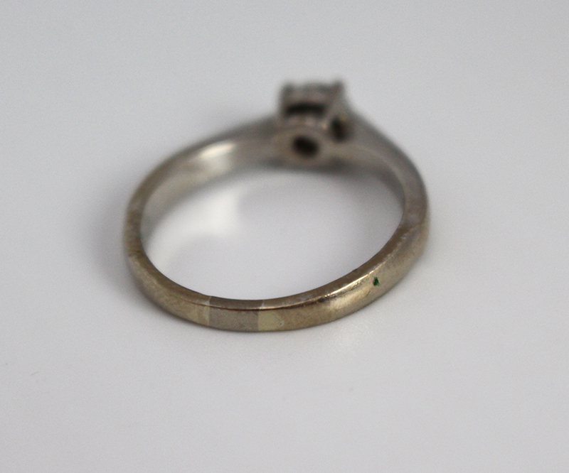 Round Brilliant Cut 0.53 Carat Diamond White Gold Ring - Image 5 of 6