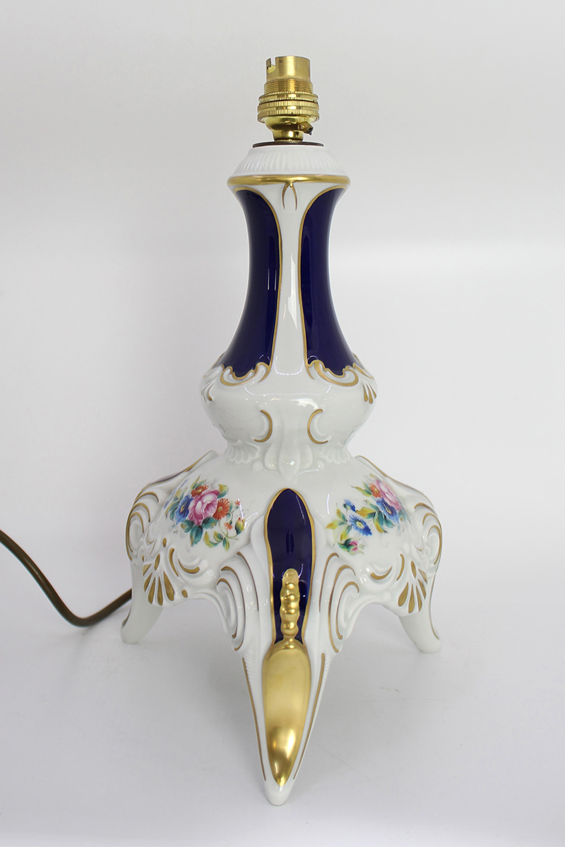 Lindner Kueps German Porcelain Floral White & Cobalt Table Lamp - Image 4 of 5