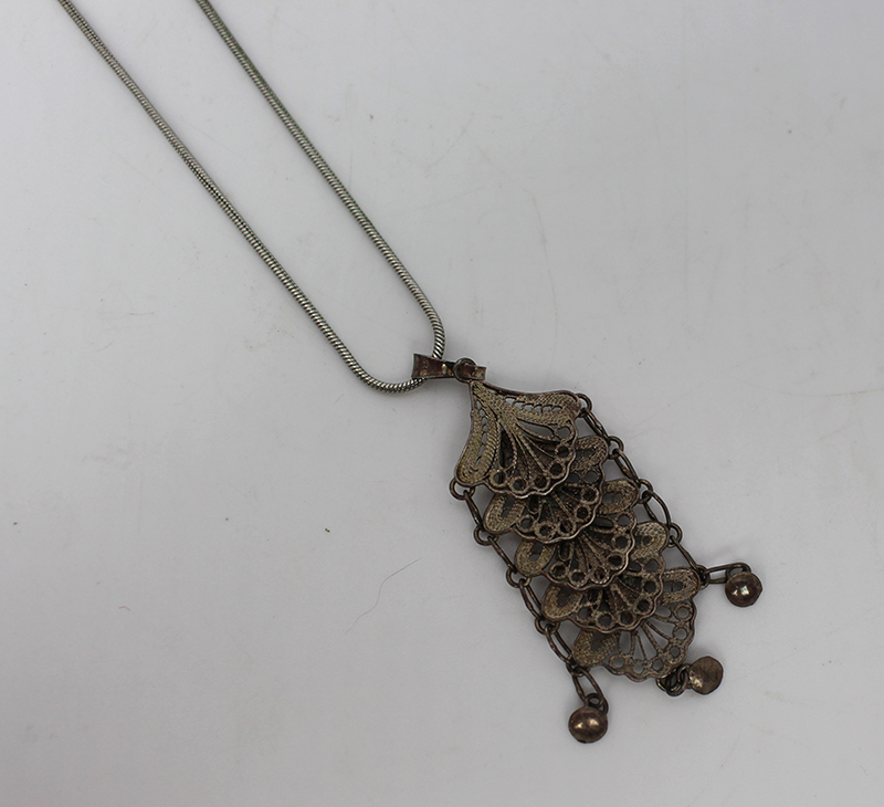 Silver Filigree Pendant on Chain - Image 2 of 3