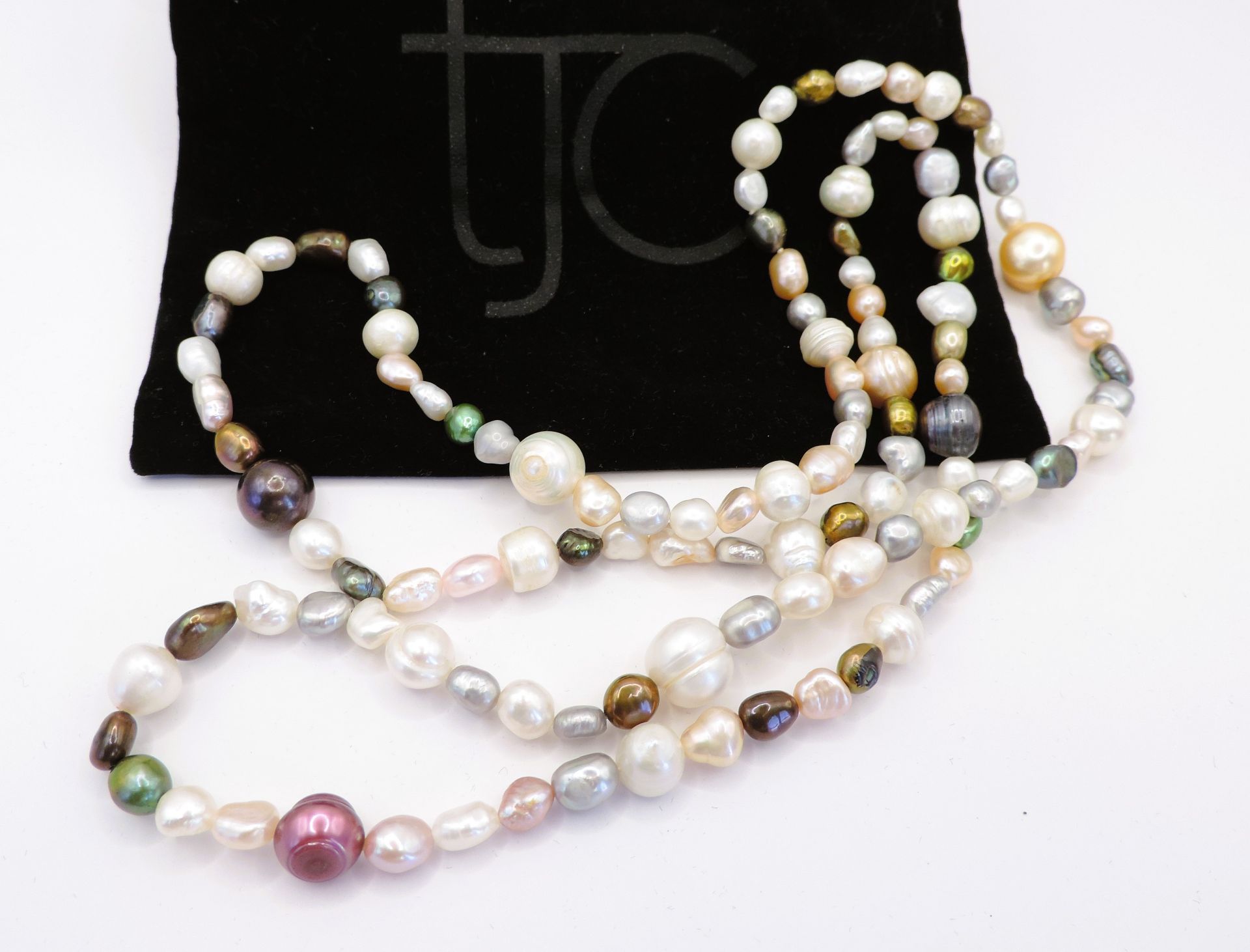 36 Inch Multi Colour Cultured Pearl Necklace New with Gift Pouch - Image 2 of 3