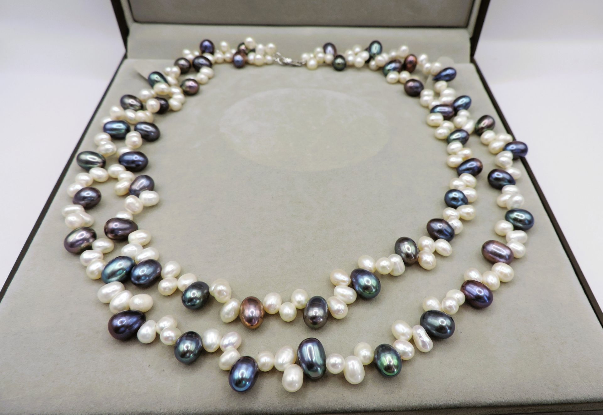 Cultured Pearl Necklace Silver Clasp New with Gift Box - Image 3 of 4