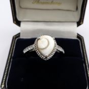 Sterling Silver White Howlite & Topaz Ring New With Gift Pouch