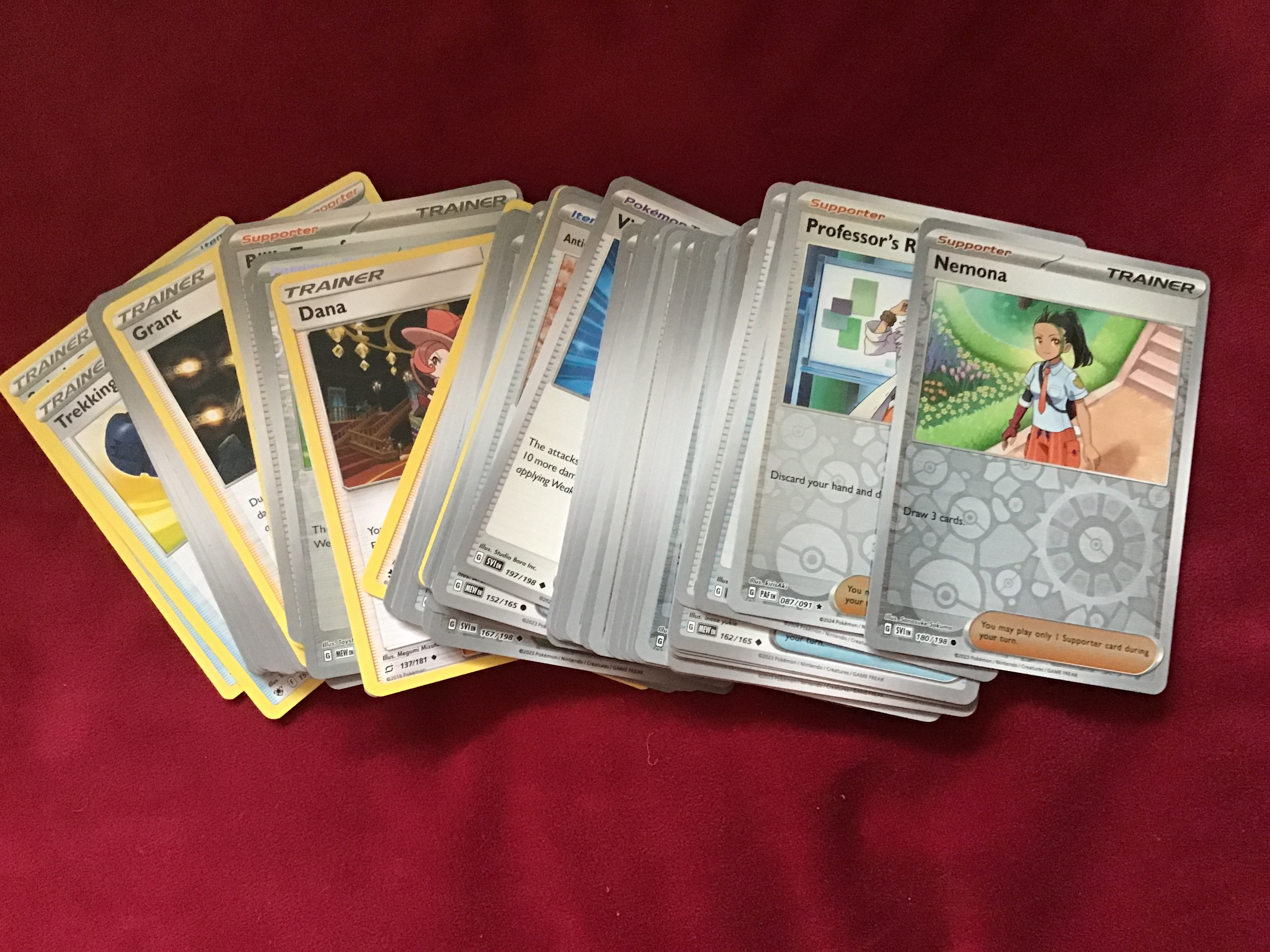 Pokemon. Box of Over 50 Cards. - Image 2 of 4