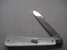 George V Chester Hallmarked Mother of Pearl Hafted Silver Bladed Folding Fruit Knife