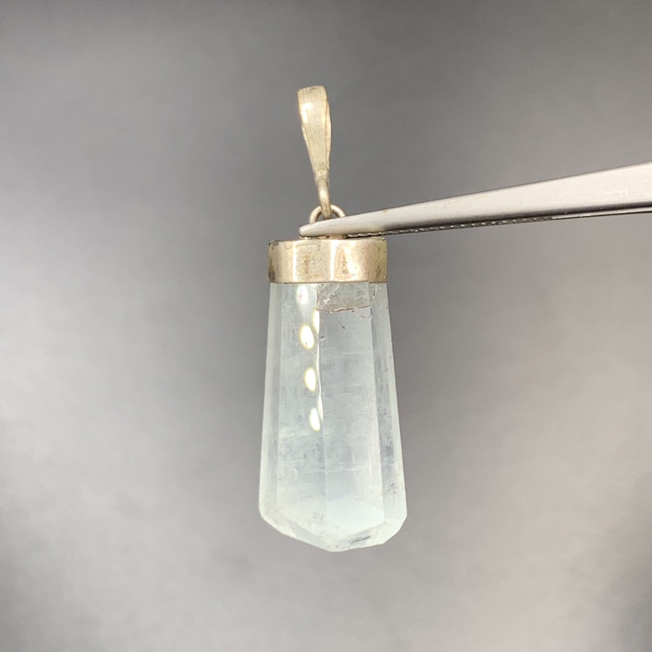 Natural Aquamarine With Silver Pendant - Image 3 of 3