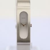 Gucci / 2400S - (Unworn) Lady's Steel Wrist Watch