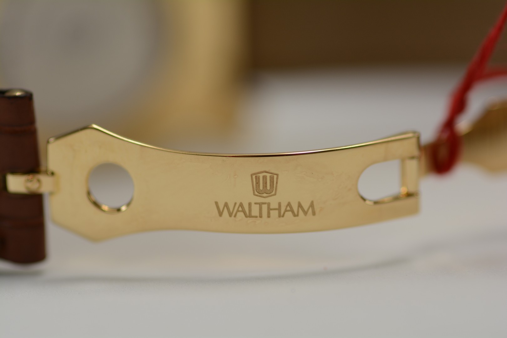 Waltham / LW48 - Gentlemen's Yellow Gold Wristwatch - Image 2 of 14