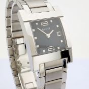 Gucci / 7700L - (Unworn) Unisex Steel Wrist Watch