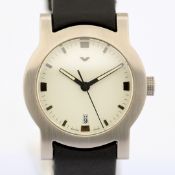 Ventura / V-Tronic Date - Gentlemen's Steel Wristwatch