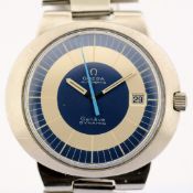 Omega / Dynamic - Date - Gentlemen's Steel Wristwatch