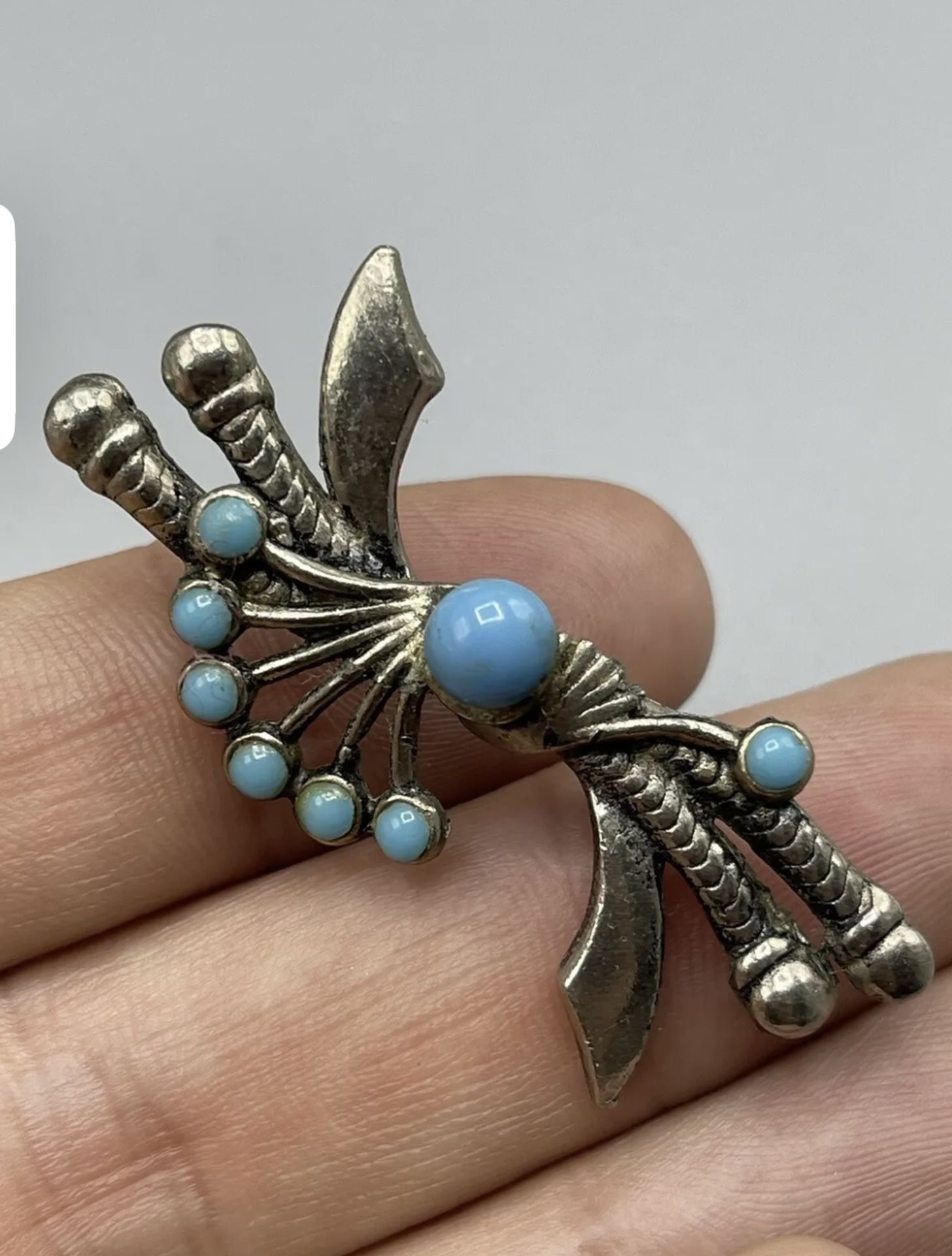 Vintage Scimitar Style Brooch Silver Tone Pin Faux Turquoise Blue Glass Orb - Bild 2 aus 4