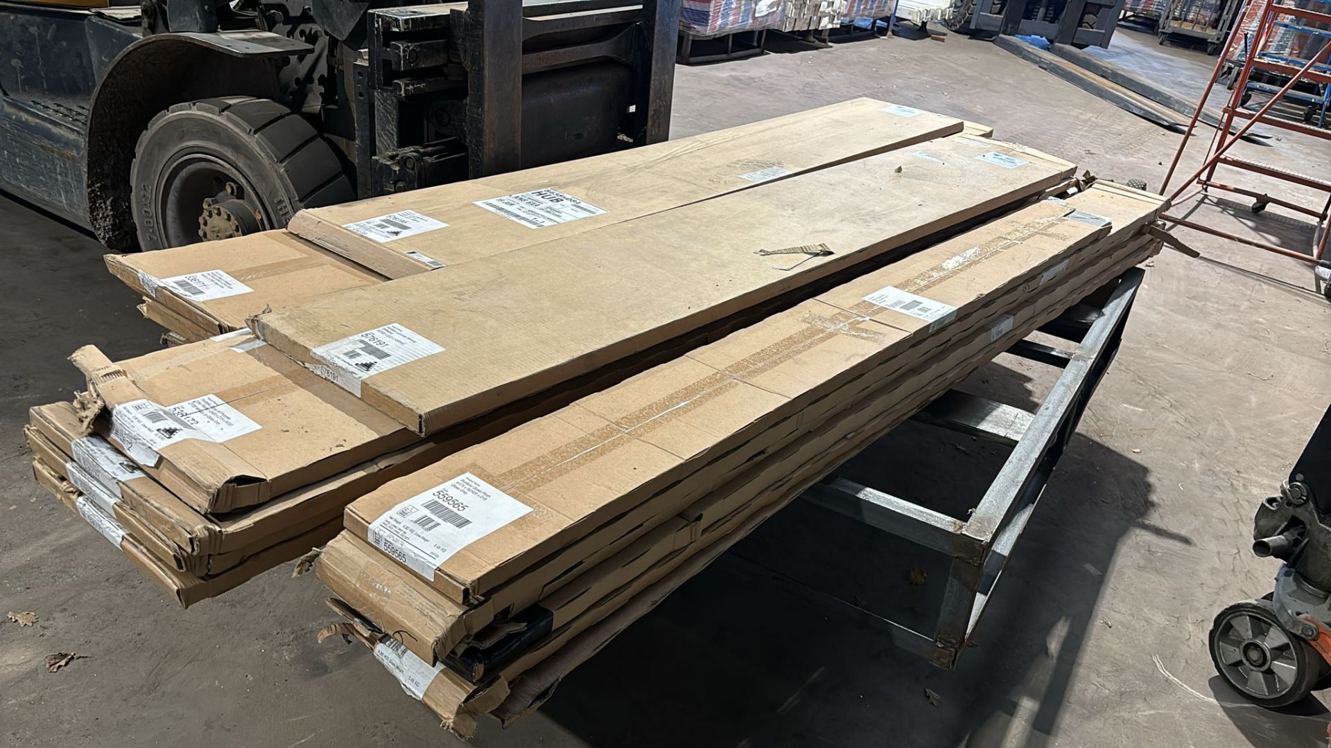 Pallet of Bathstore Worktops and Plinths - Bild 2 aus 2